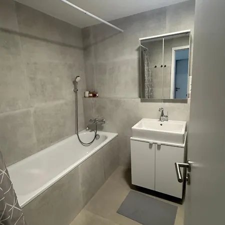 Sky Park By Zaha Hadid- Modern With Garage Апартаменти *