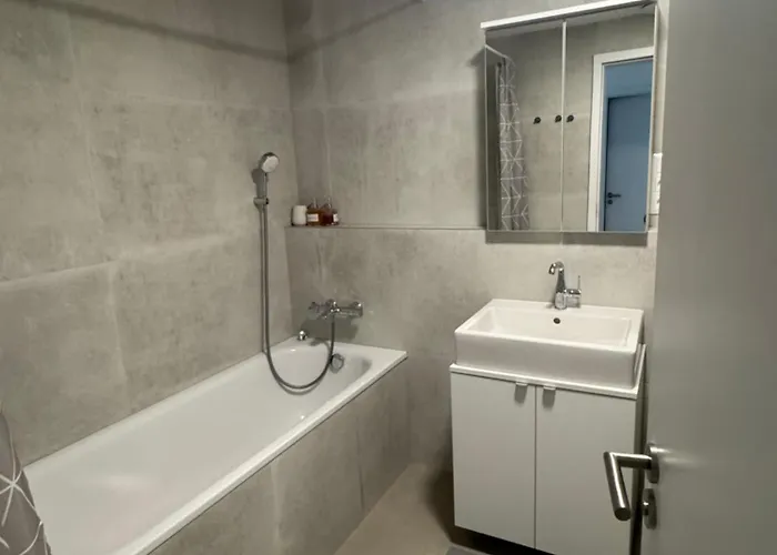 Sky Park By Zaha Hadid- Modern With Garage Апартаменти *