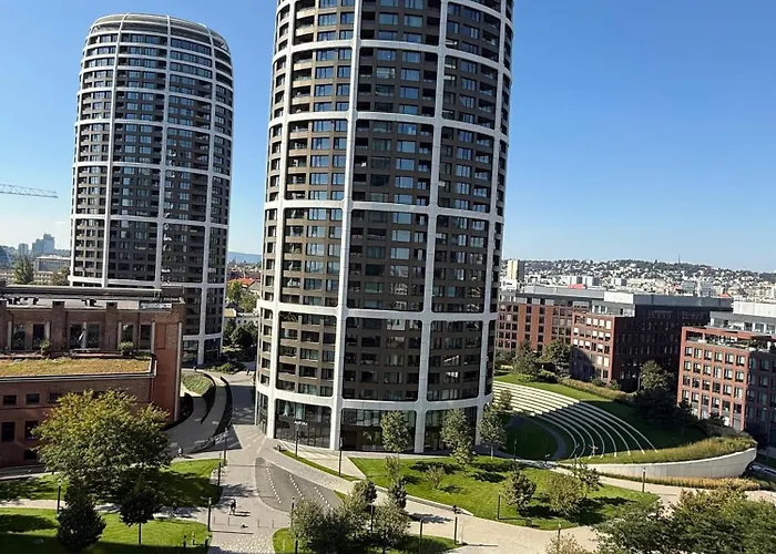 Sky Park By Zaha Hadid- Modern With Garage * Братислава