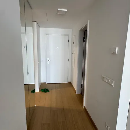 Sky Park By Zaha Hadid- Modern With Garage Appartamento *